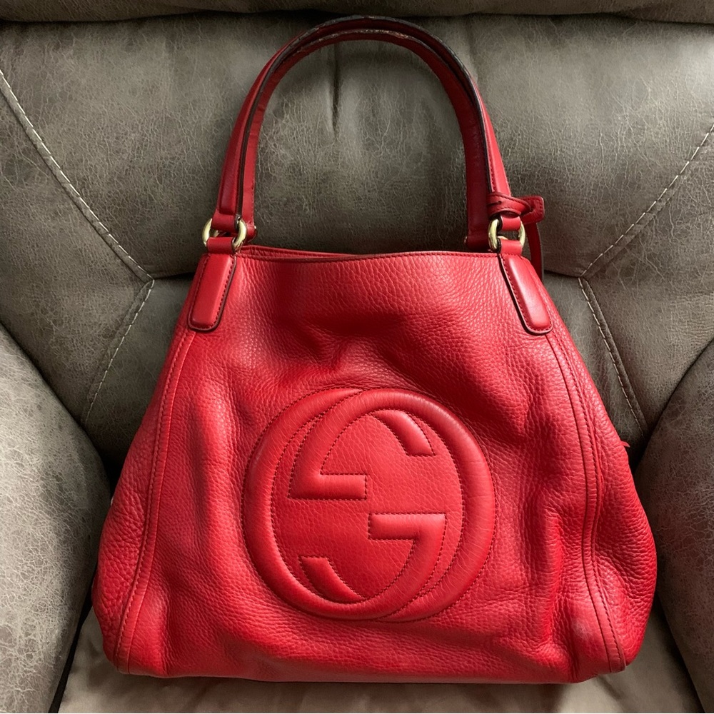 Gucci Red Pebble Leather Soho